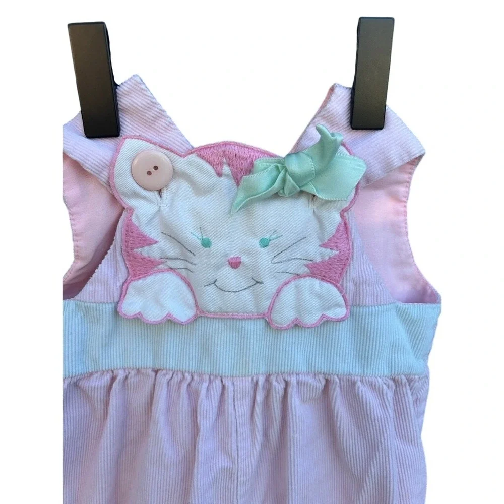 Vintage 80s Corduroy Romper with Kitty.  Pink‎ and teal band.  Size 3-6 months